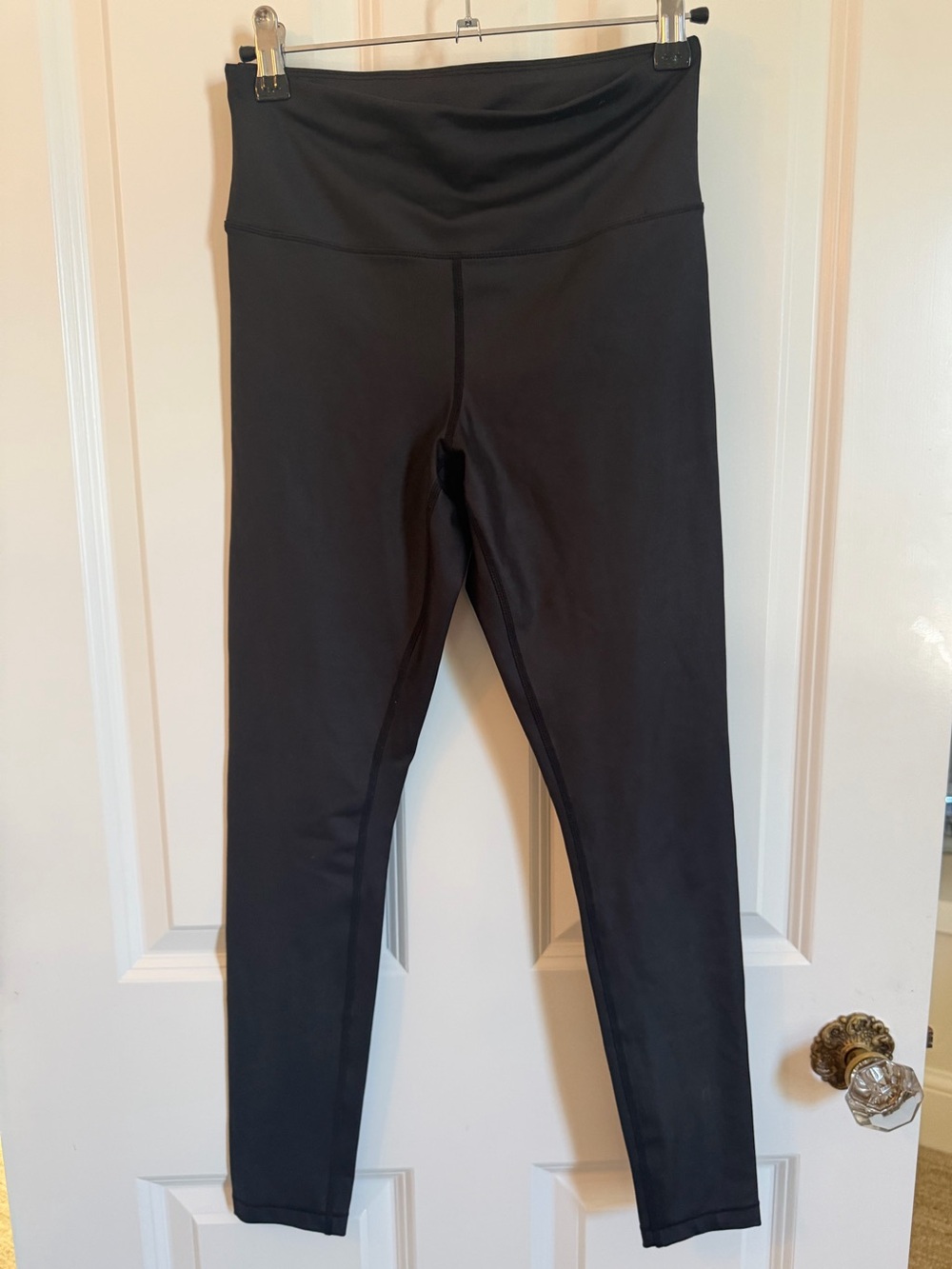 NWOT INC International Concepts Black Thick Spandex Shiny Leggings